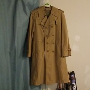 Men's vintage trench coat w/removable lining